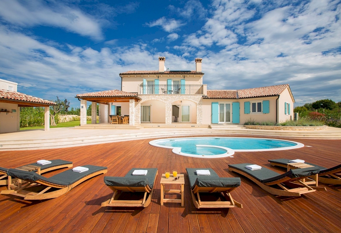 Traditional villa with private pool - Istria