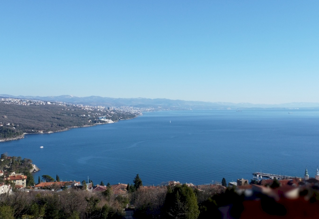 Building land plot for 6 buildings with sea view for sale - Opatija