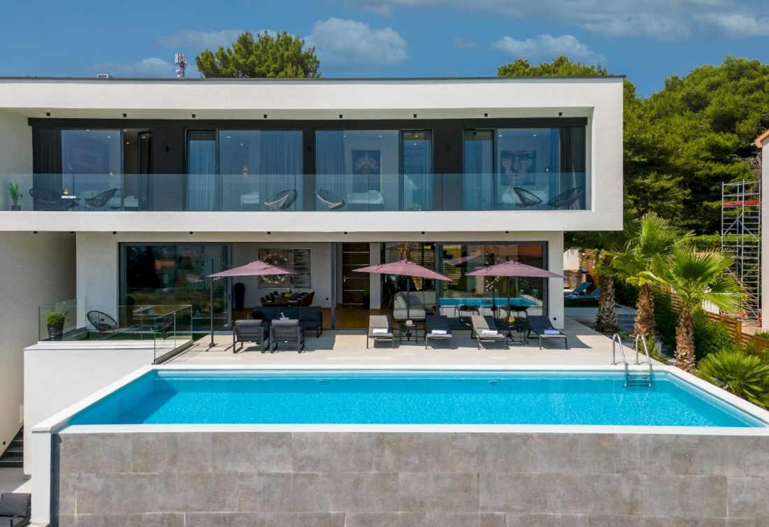 Luksuzna vila s privatnim bazenom - Pula, Istra