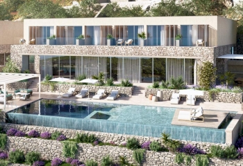 Vila prvi red uz more u luksuznom resortu - Dalmacija