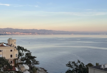 Stan s pogledom na more, 100 m od mora - Opatija